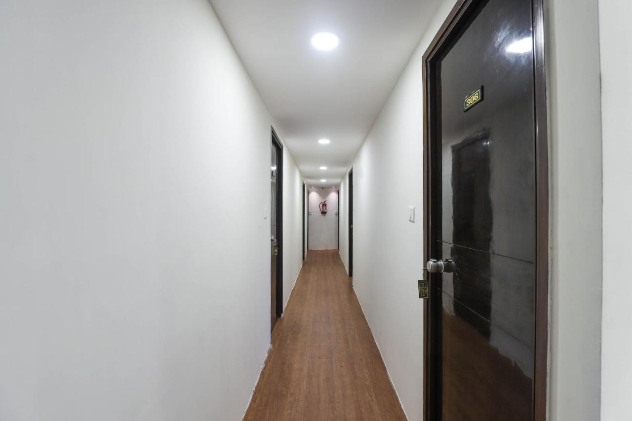Oyo 40139 Hotel Peradiot Ahmedabad Eksteriør billede