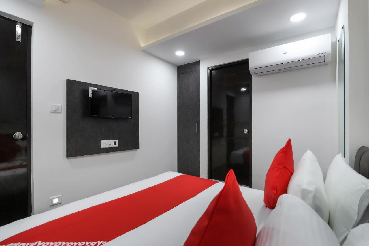 Oyo 40139 Hotel Peradiot Ahmedabad Eksteriør billede